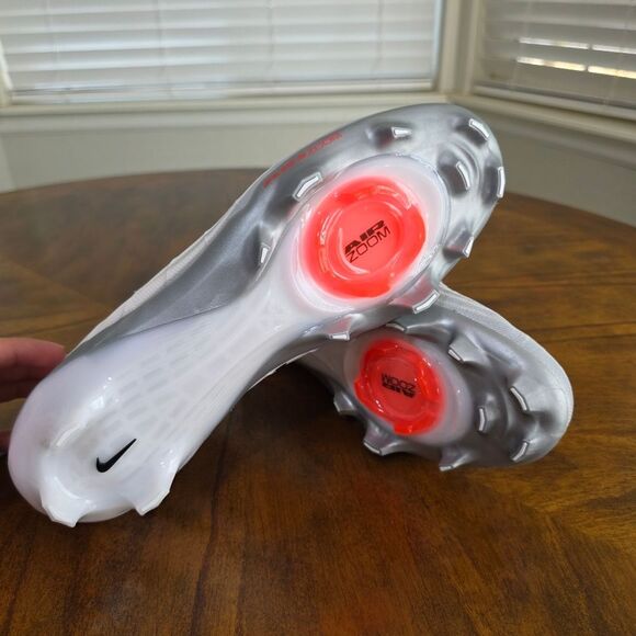 Nike Vapor Elite 1 Football Cleats White Metallic Silver Men’s Size 9 FB3288-100 - Picture 15 of 15